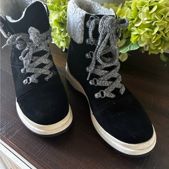 White Mountain Leather winter hiking boots - Picture 2 of 5